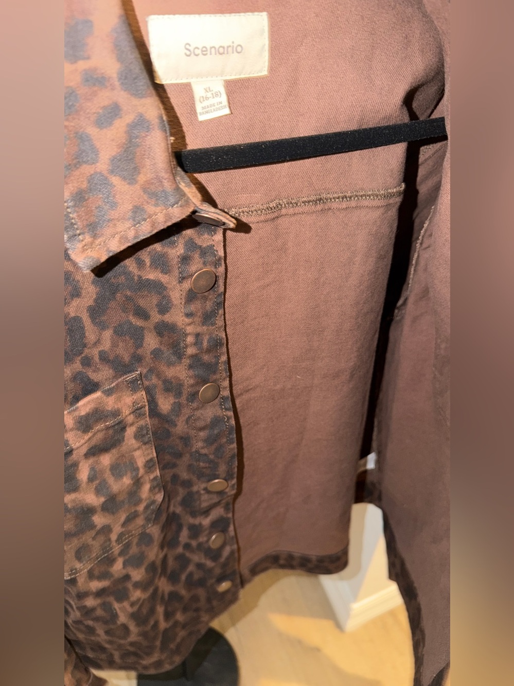 Ladies Brown Leopard Print Button-Up Denim Jacket - Picture 5 of 5